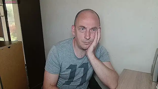 Johan   Barker online show from April 2026 10:52:01 AM