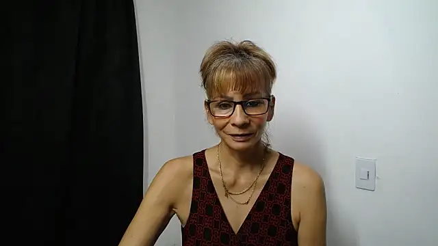 mommysexy16 online show from April 2026 06:09:01 AM