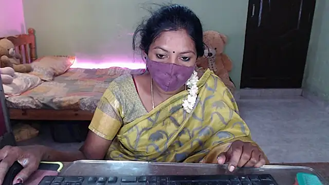 Snapshot of Novapol chatting on April 2026 01:29:01 PM Novapol online show from April 2026 01:29:01 PM