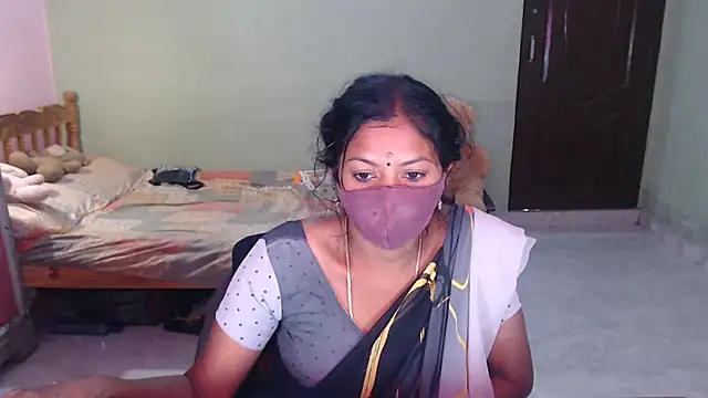 Snapshot of Novapol chatting on June 2026 02:00:01 PM Novapol online show from June 2026 02:00:01 PM