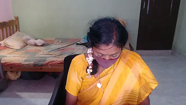 Snapshot of Novapol chatting on June 2026 05:55:01 PM Novapol online show from June 2026 05:55:01 PM