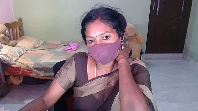 Snapshot of Novapol chatting on June 2026 05:29:01 PM Novapol online show from June 2026 05:29:01 PM
