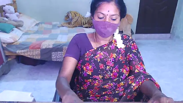 Snapshot of Novapol chatting on July 2026 05:13:01 PM Novapol online show from July 2026 05:13:01 PM