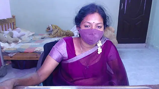 Snapshot of Novapol chatting on July 2026 06:15:02 PM Novapol online show from July 2026 06:15:02 PM