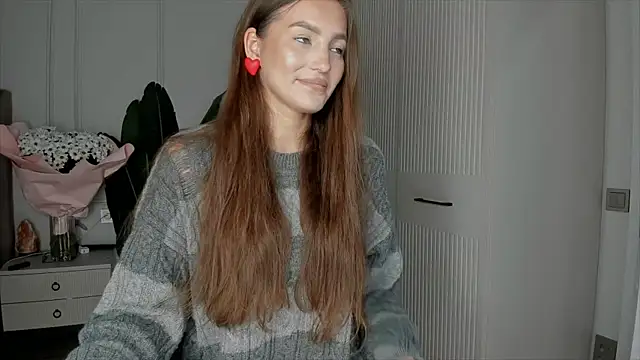 Snapshot of xx_leila chatting on November 2025 10:30:01 AM xx leila online show from November 2025 10:30:01 AM