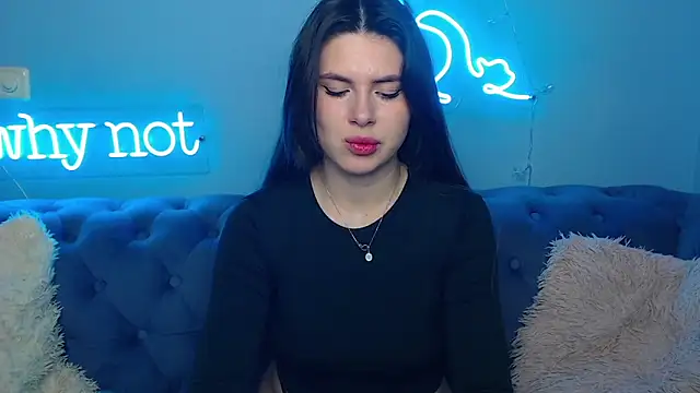 ViollinaLove online show from March 2026 04:47:02 AM