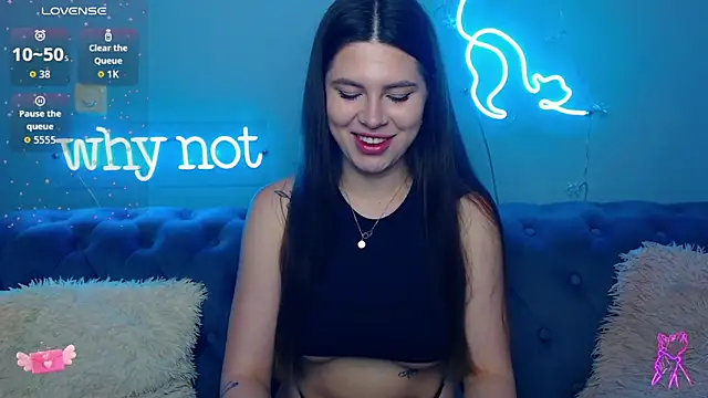ViollinaLove online show from May 2026 04:38:01 AM
