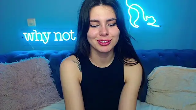 Snapshot of ViollinaLove chatting on March 2025 08:50:02 AM ViollinaLove online show from March 2025 08:50:02 AM