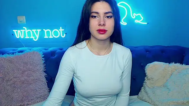 Snapshot of ViollinaLove chatting on March 2025 05:39:01 AM ViollinaLove online show from March 2025 05:39:01 AM