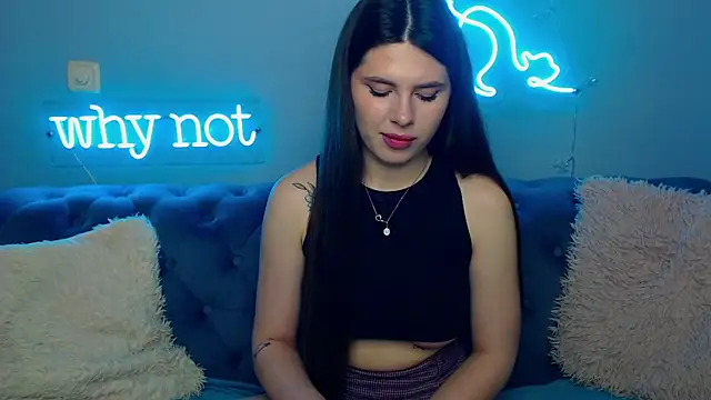 ViollinaLove online show from April 2026 04:41:01 AM