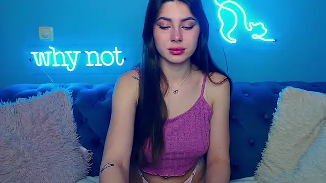 ViollinaLove online show from December 2025 05:41:01 AM