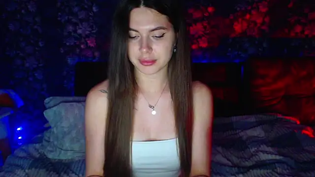 ViollinaLove online show from May 2026 07:43:01 PM
