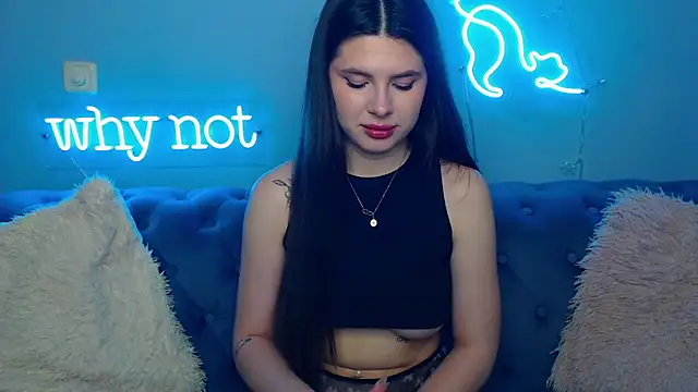 ViollinaLove online show from March 2026 05:52:01 AM