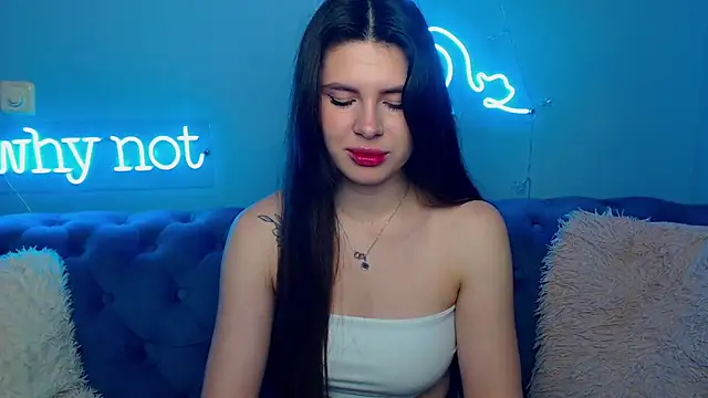 ViollinaLove online show from March 2026 04:47:01 AM