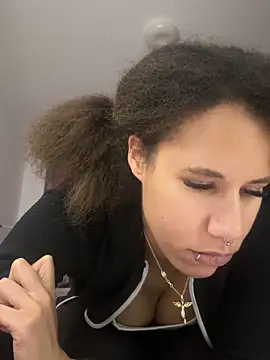 AaliyahHarris online show from January 2025 06:17:02 PM