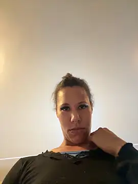 AaliyahHarris online show from September 2025 05:52:02 PM