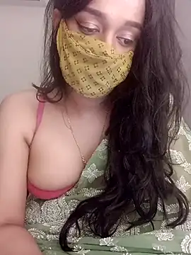 Snapshot of Lavanya_Shah chatting on February 2025 03:06:01 PM Lavanya Shah online show from February 2025 03:06:01 PM
