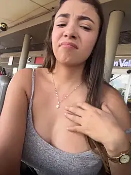 Snapshot of Hall_16 chatting on November 2025 08:09:01 PM Hall 16 online show from November 2025 08:09:01 PM