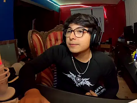 Snapshot of Nathanroberts111 chatting on November 2025 04:29:02 AM Nathanroberts111 online show from November 2025 04:29:02 AM