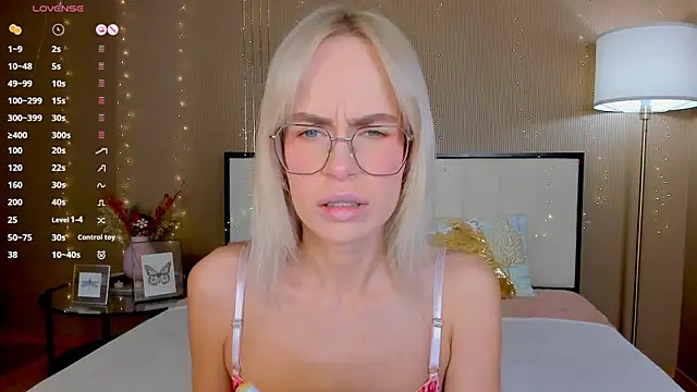 bellatip online show from April 2026 12:46:02 AM