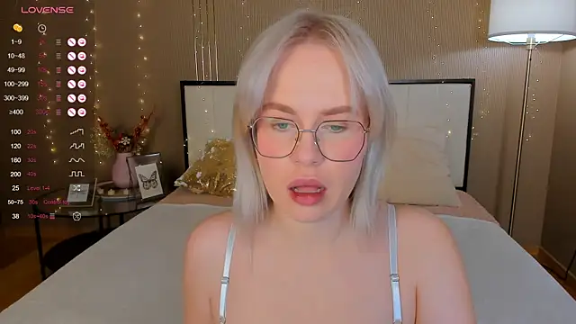 bellatip online show from November 2025 12:43:02 AM