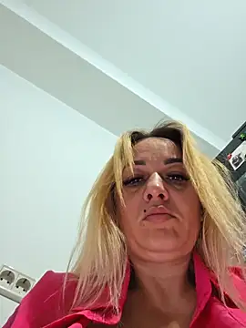 Ruxy42ETT online show from May 2026 02:17:02 AM