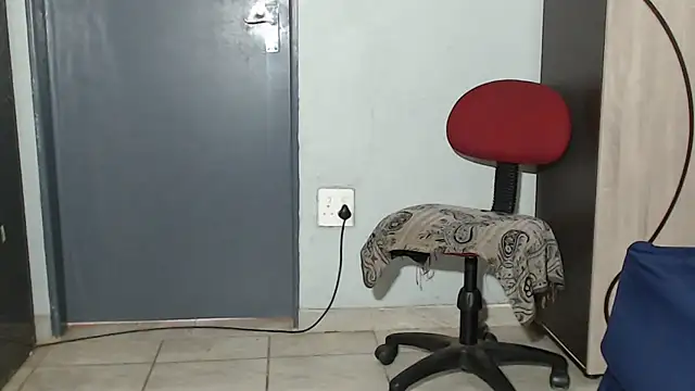 Snapshot of ANGELINE600 chatting on January 2025 10:32:01 AM ANGELINE600 online show from January 2025 10:32:01 AM