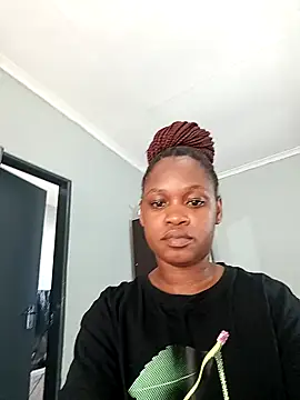 Snapshot of ANGELINE600 chatting on January 2025 01:17:02 PM ANGELINE600 online show from January 2025 01:17:02 PM