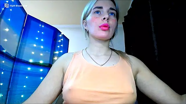 Snapshot of miaa_sunn chatting on January 2025 10:23:01 PM miaa sunn online show from January 2025 10:23:01 PM