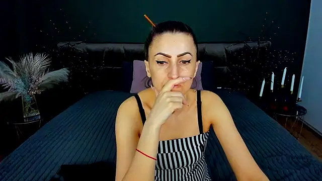 Rebecca Diamond online show from February 2026 06:11:02 AM