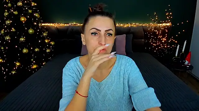 Rebecca Diamond online show from December 2025 06:40:01 AM