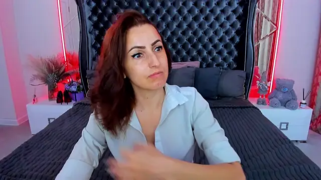 Rebecca Diamond online show from May 2026 05:45:02 AM