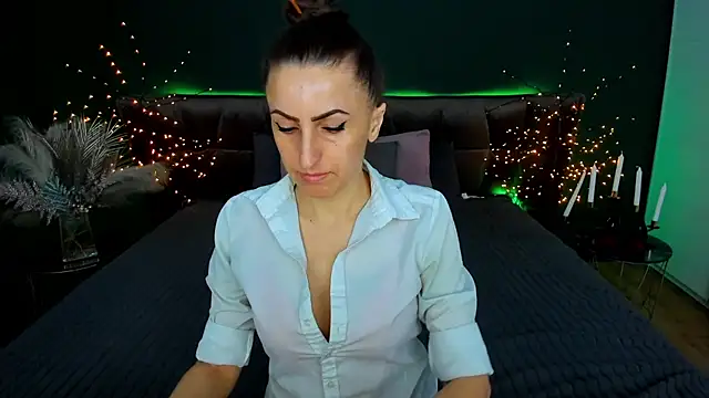 Rebecca Diamond online show from March 2026 06:54:02 AM