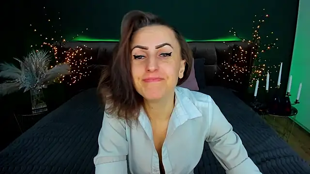 Rebecca Diamond online show from February 2026 05:57:02 AM