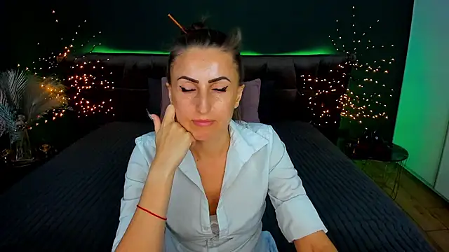 Rebecca Diamond online show from September 2025 11:59:02 AM