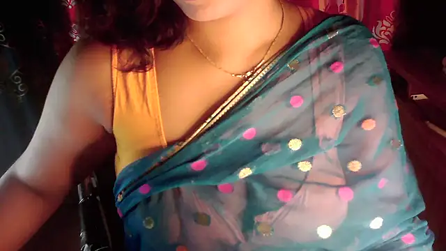 Snapshot of banglarani880 chatting on March 2025 04:45:02 PM banglarani880 online show from March 2025 04:45:02 PM