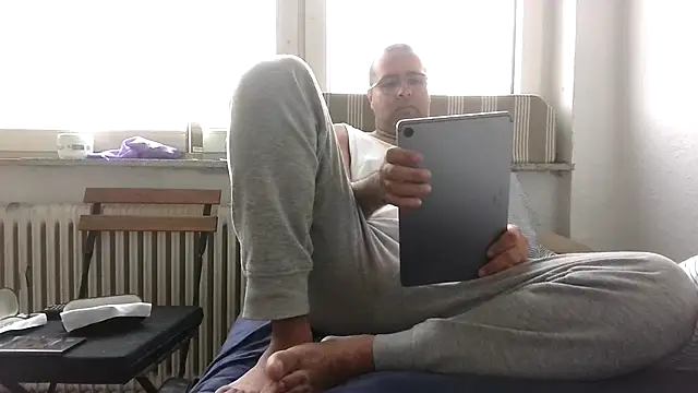 Azad64 online show from November 2025 01:59:01 PM