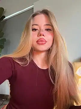 curchez  online show from February 2026 09:45:02 PM