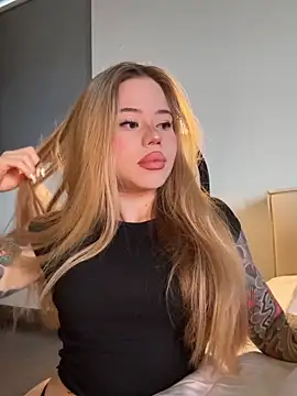 curchez  online show from March 2026 09:13:02 PM