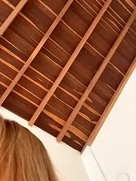 curchez  online show from October 2025 06:29:02 PM