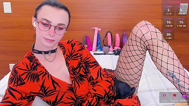 Snapshot of KatashiSenpai chatting on May 2026 11:47:01 AM KatashiSenpai online show from May 2026 11:47:01 AM