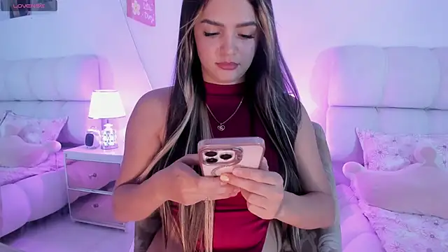 zoemina xd online show from March 2026 07:26:01 PM