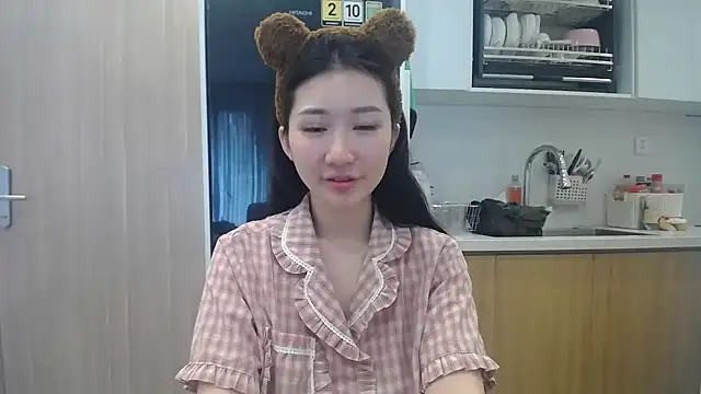 Asiagirll online show from April 2026 02:49:01 AM