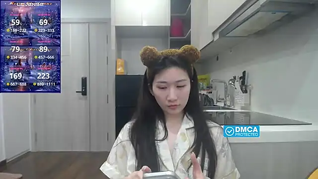 Asiagirll online show from March 2026 02:09:01 PM