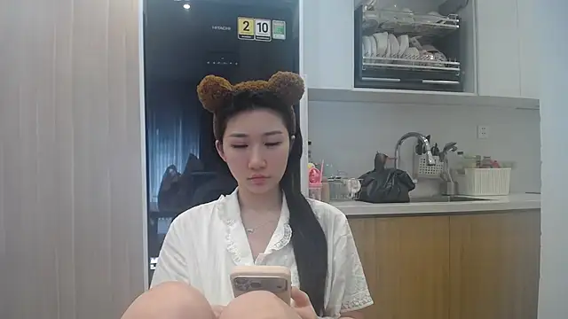 Snapshot of Asiagirll chatting on June 2026 02:18:01 AM Asiagirll online show from June 2026 02:18:01 AM