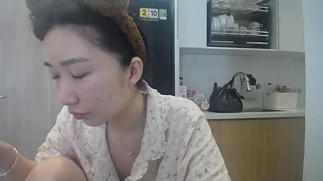 Snapshot of Asiagirll chatting on July 2026 12:44:02 AM Asiagirll online show from July 2026 12:44:02 AM