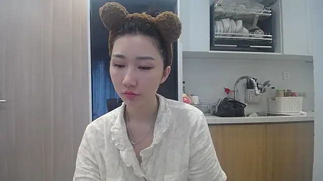Snapshot of Asiagirll chatting on June 2026 01:56:01 AM Asiagirll online show from June 2026 01:56:01 AM
