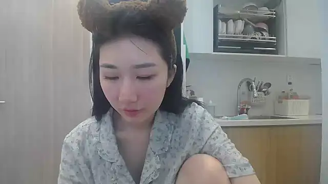 Asiagirll online show from May 2026 02:28:01 AM