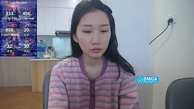 Asiagirll online show from December 2025 01:33:01 AM