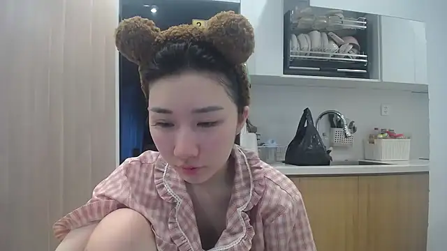 Asiagirll online show from May 2026 10:41:01 PM